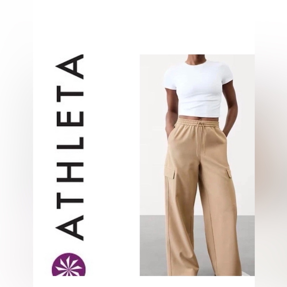 Athleta Promenade Cargo Pant in Brownstone Khaki Size Large NWT